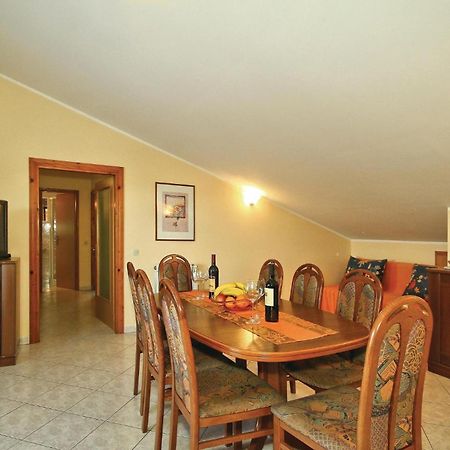 3 Bedroom Gorgeous Apartment In Poreč Exterior foto